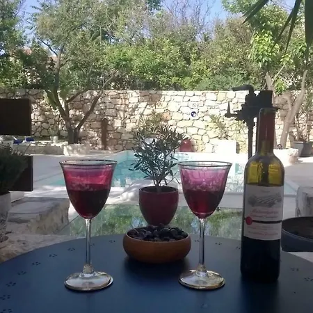 The Manor - Old Town Rethymno, Crete Villa *