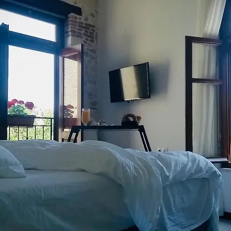 The Manor - Old Town Rethymno, Crete Villa